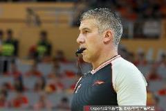 麥穗豐：洋哨公平執(zhí)法一碗水端平 平衡哨爭議少