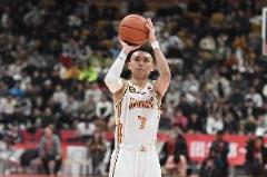 原帥半場(chǎng)三分球5中0數(shù)據(jù)慘淡，正負(fù)值-18引爭(zhēng)議