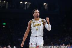 球迷稱你為“大爹”？巴里-布朗：這挺奇怪的，我當(dāng)是夸我了