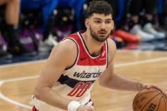 奇才向武克切維奇提供雙向合同報(bào)價(jià)，場(chǎng)均9.4分3.7板引關(guān)注